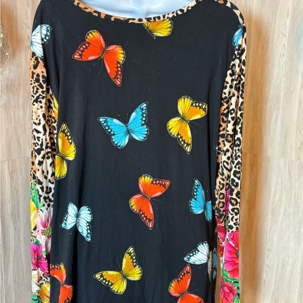 Johnny Was Leopard Print Floral Hem Women's Top - Picture 4 of 10